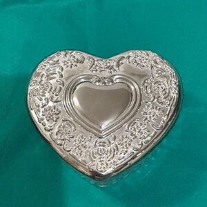 Vintage Art Nouveau Silverplate Heart Trinket Box International Silver Company